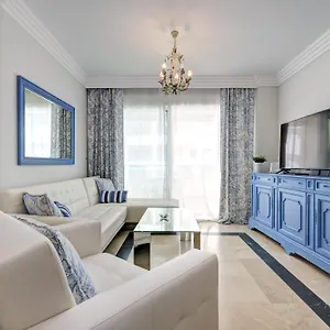 Apartment Banana Primera Linea De Playa, Marbella